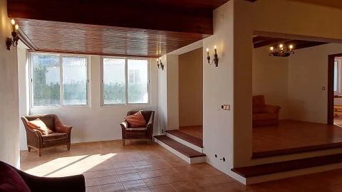 Moradia T5 para Venda em Oeiras e São Julião da Barra, Paço de Arcos e Caxias