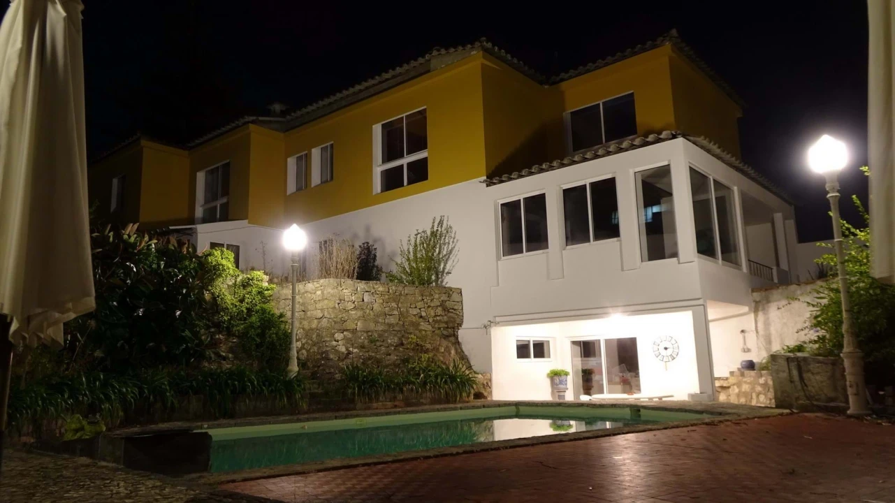 Moradia T5 para Venda em Oeiras e São Julião da Barra, Paço de Arcos e Caxias Foto 8