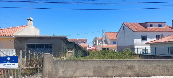Terreno para Venda em São Domingos de Rana