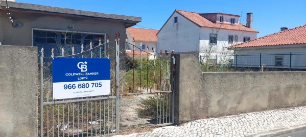 Terreno para Venda em São Domingos de Rana