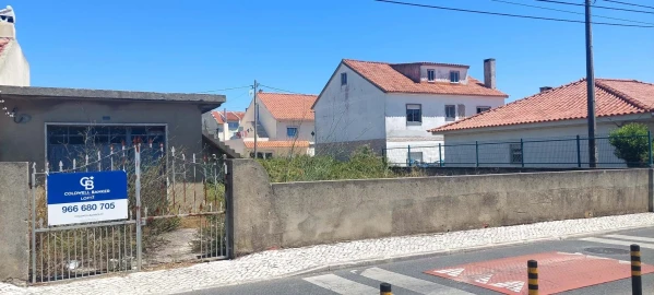 Terreno para Venda em São Domingos de Rana
