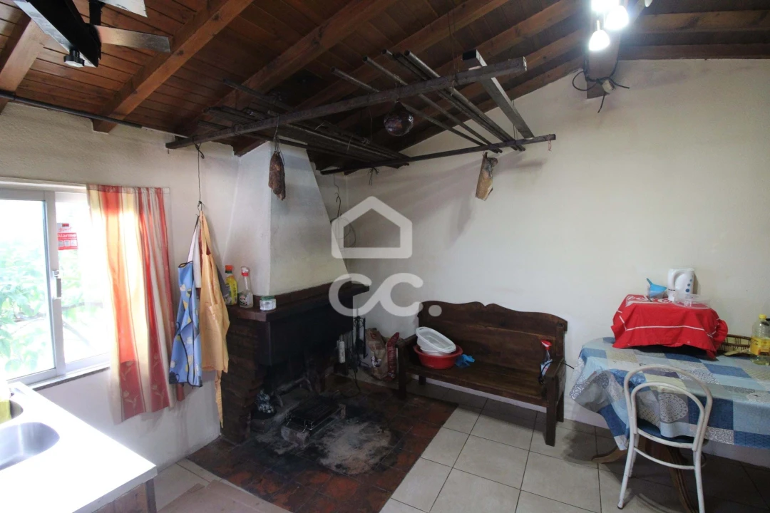 Moradia T3 para Venda em Santa Maria Maior Foto 19