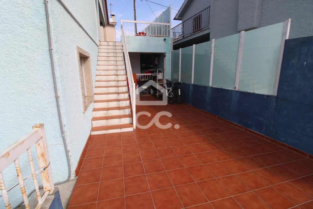 Moradia T3 para Venda em Santa Maria Maior Foto 15