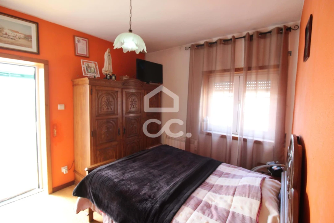 Moradia T3 para Venda em Santa Maria Maior Foto 11