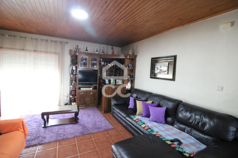 Moradia T3 para Venda em Santa Maria Maior Foto 1