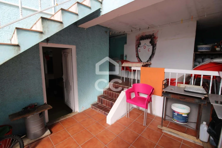 Moradia T3 para Venda em Santa Maria Maior Foto 16