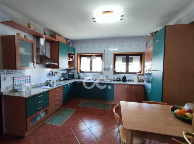 Moradia T4 para Venda em Santa Cruz/Trindade e Sanjurge Foto 7