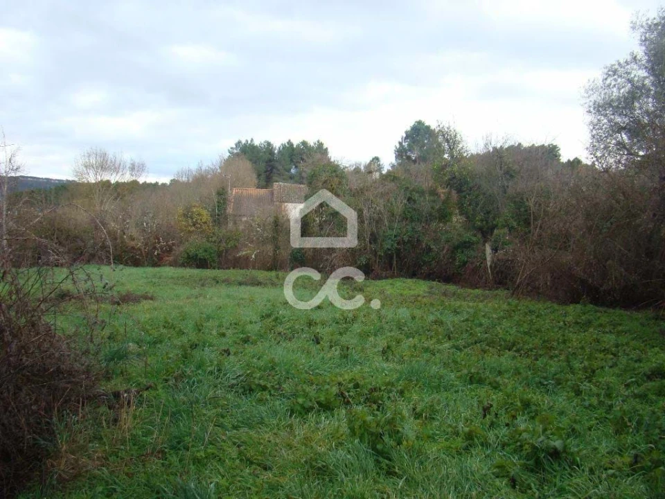 Moradia T4 para Venda em Vilarelho da Raia Foto 14