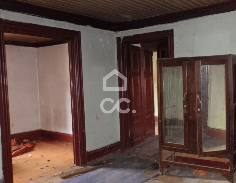 Moradia T6 para Venda em Faiões Foto 5