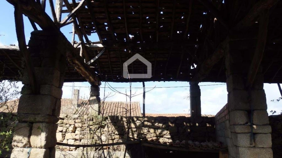 Moradia T6 para Venda em Faiões Foto 9