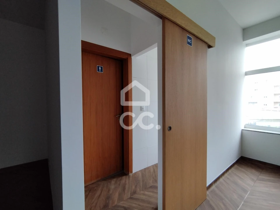 Negócio para Venda em Santa Maria Maior Foto 15