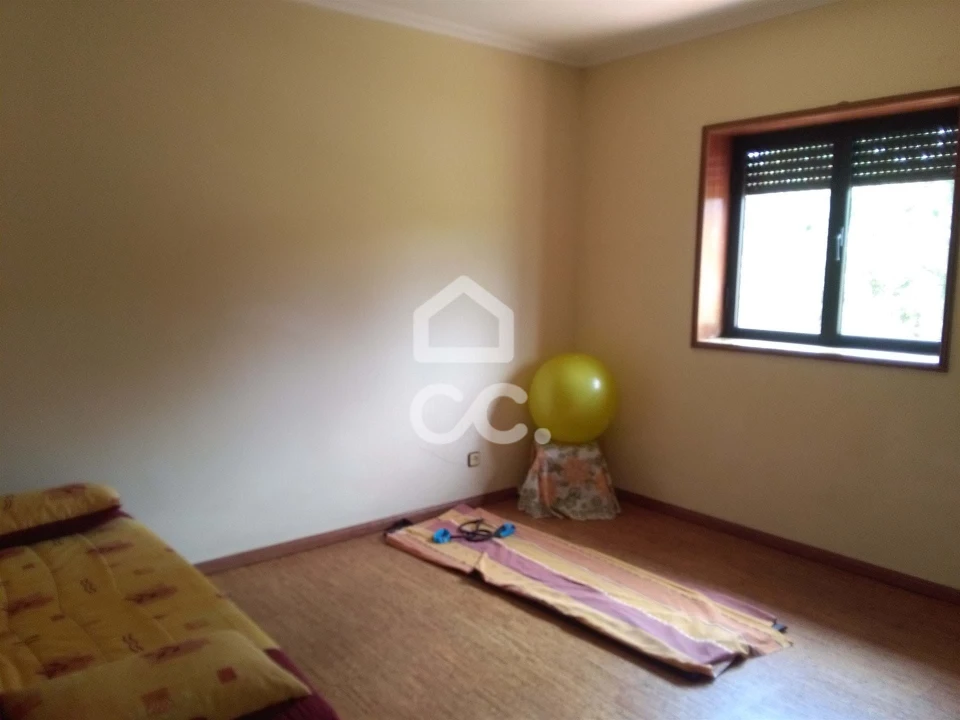 Moradia T5 para Venda em Santa Maria Maior Foto 9