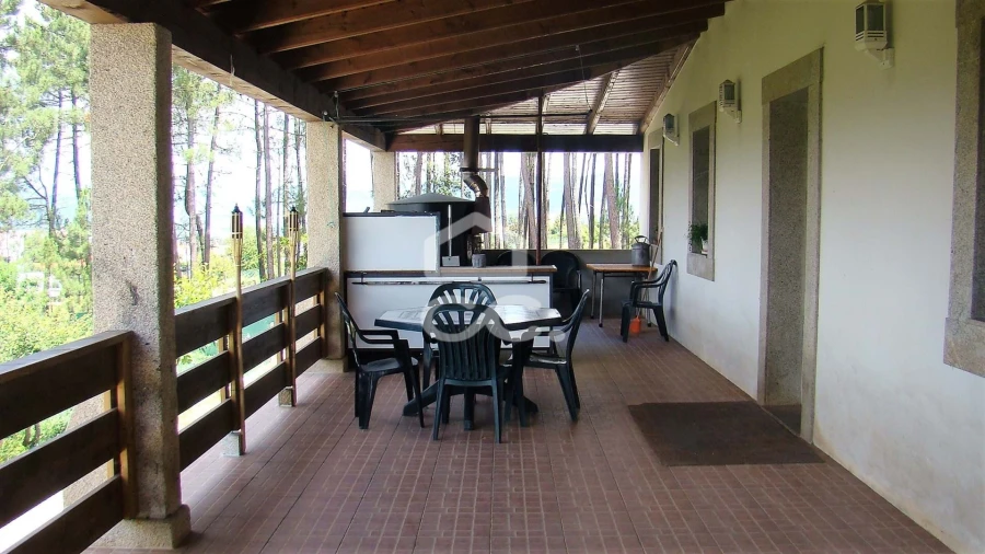 Moradia T4 para Venda em Santa Maria Maior Foto 15