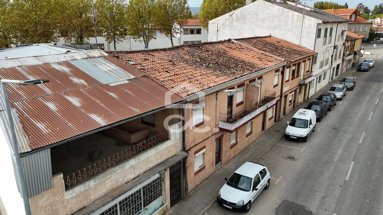 Prédio para Venda em Madalena e Samaiões Foto 3