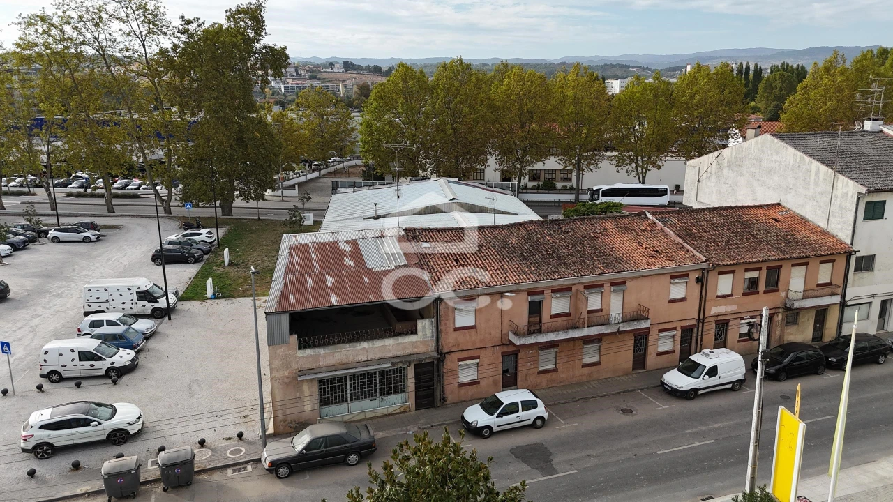 Prédio para Venda em Madalena e Samaiões Foto 2