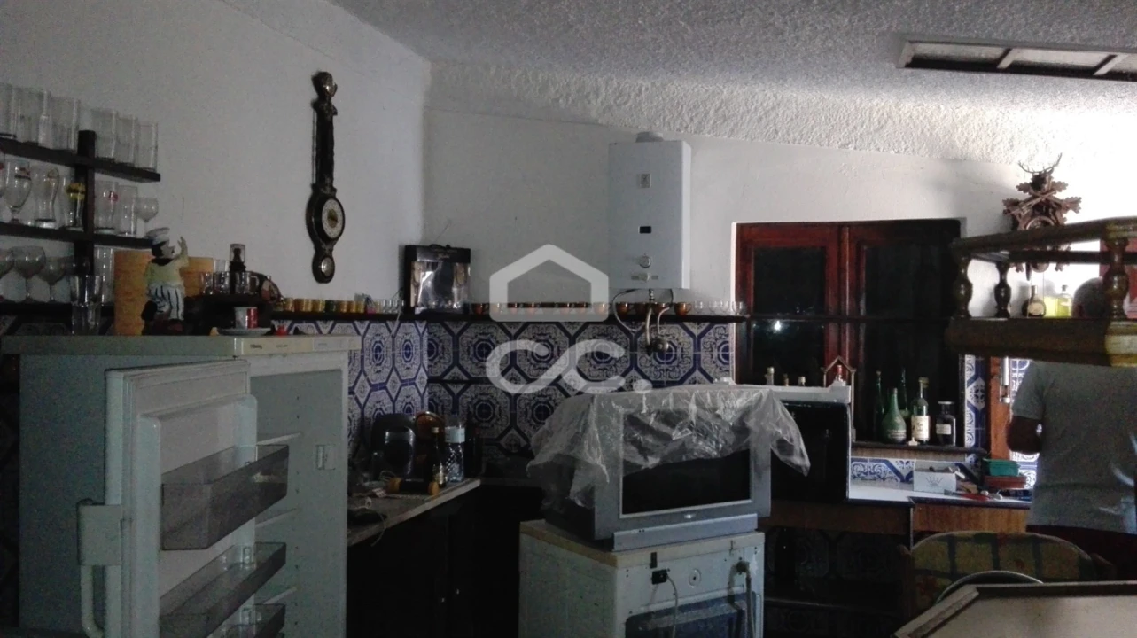 Prédio para Venda em Madalena e Samaiões Foto 14