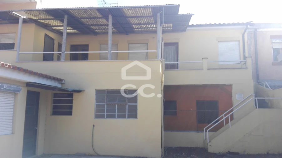 Prédio para Venda em Madalena e Samaiões Foto 4