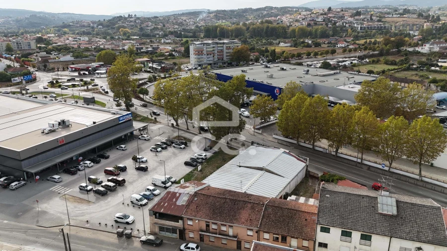 Prédio para Venda em Madalena e Samaiões Foto 22