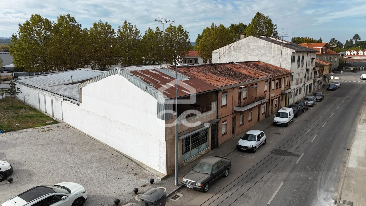 Prédio para Venda em Madalena e Samaiões Foto 1