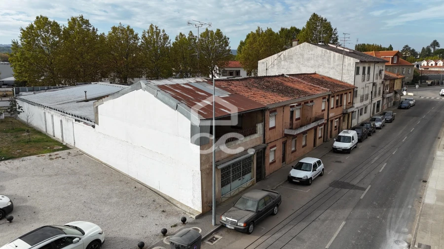 Prédio para Venda em Madalena e Samaiões