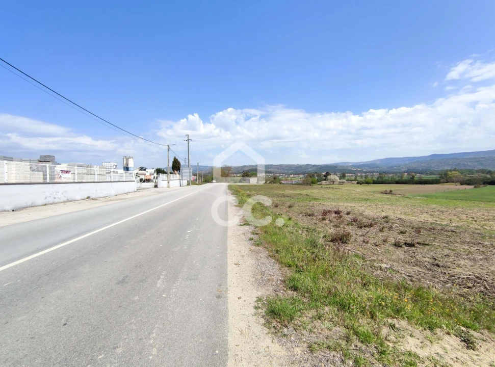 Terreno para Venda em Outeiro Seco Foto 3
