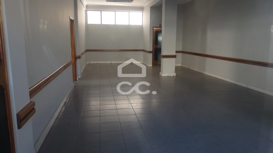 Negócio para Venda em Santa Maria Maior Foto 2