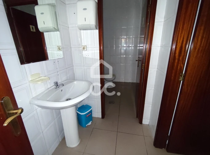 Negócio para Venda em Santa Maria Maior Foto 9