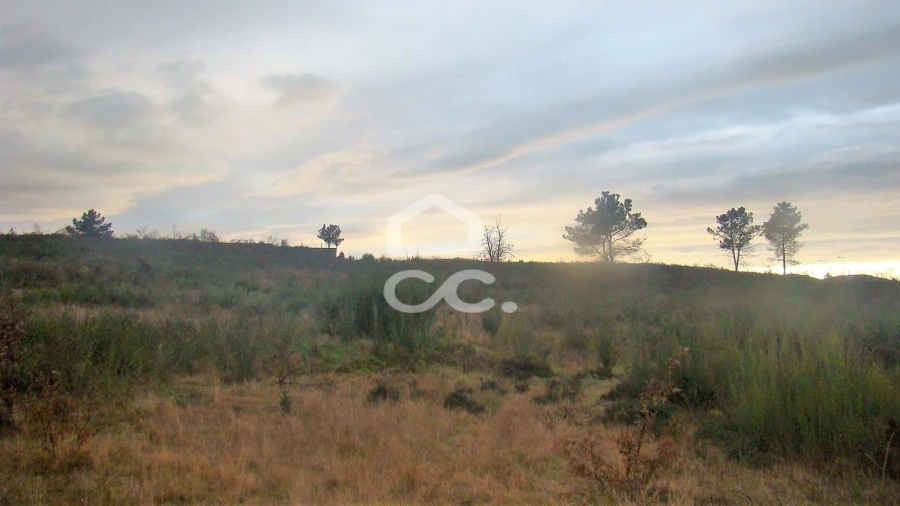 Terreno para Venda em Outeiro Seco
