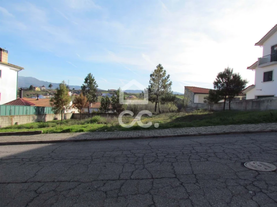 Terreno para Venda em Santa Maria Maior Foto 1