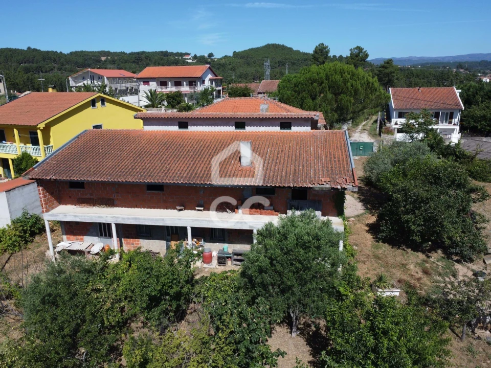 Quinta para Venda em Santa Maria Maior Foto 28