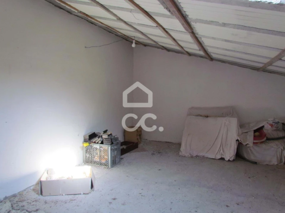 Moradia T4 para Venda em Eiras, São Julião de Montenegro e Cela Foto 11