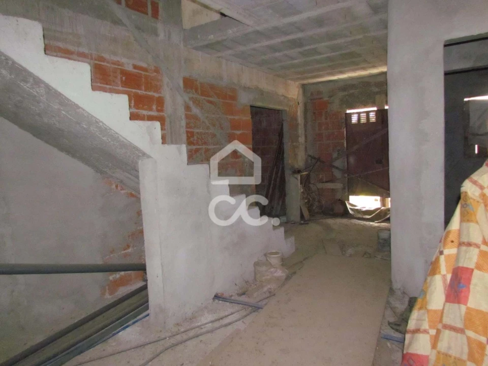 Moradia T4 para Venda em Eiras, São Julião de Montenegro e Cela Foto 8