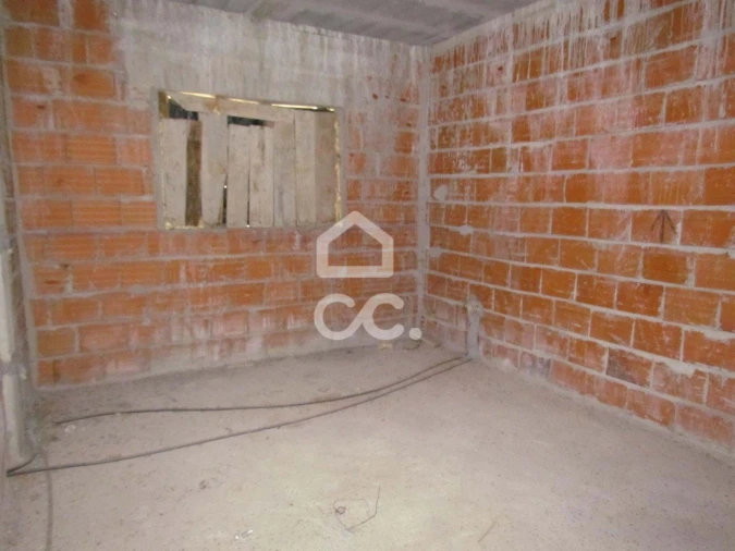 Moradia T4 para Venda em Eiras, São Julião de Montenegro e Cela Foto 7