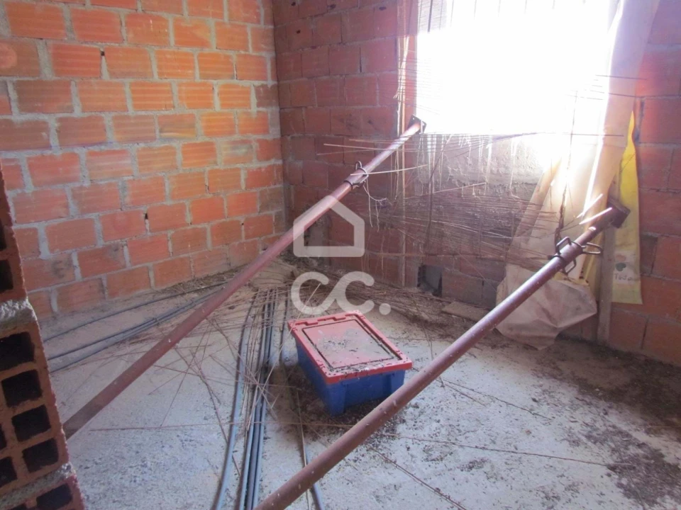 Moradia T4 para Venda em Eiras, São Julião de Montenegro e Cela Foto 10