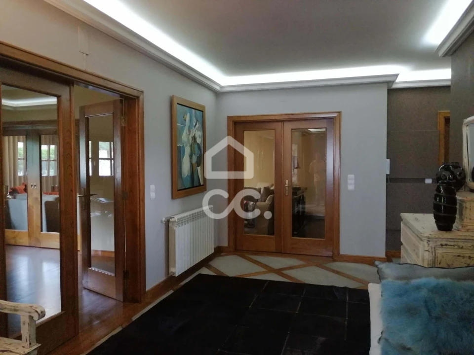 Moradia T4 para Venda em Vale de Anta Foto 3