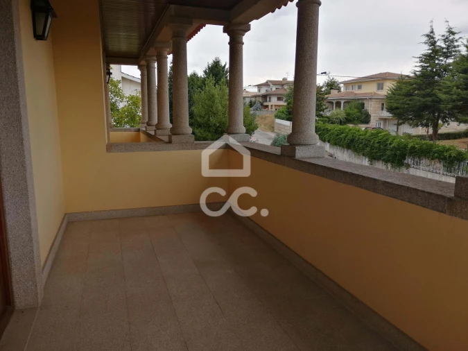 Moradia T4 para Venda em Vale de Anta Foto 12