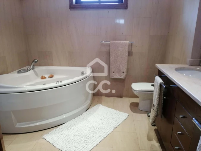 Moradia T4 para Venda em Vale de Anta Foto 14