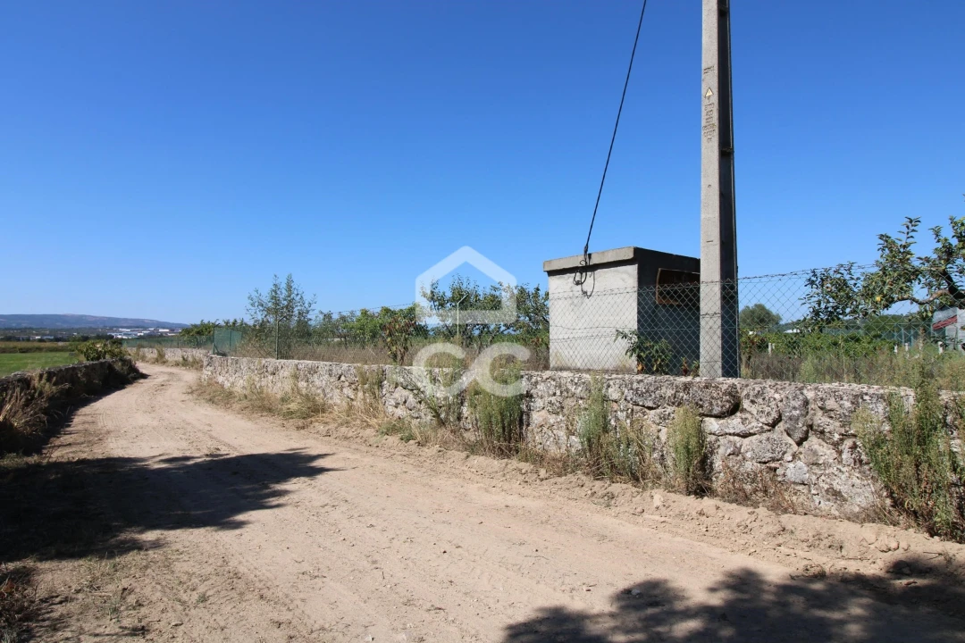 Terreno para Venda em Santo Estêvão Foto 2