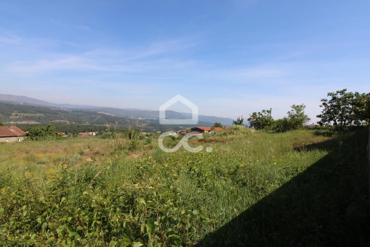 Terreno para Venda em Vilela do Tamega Foto 11