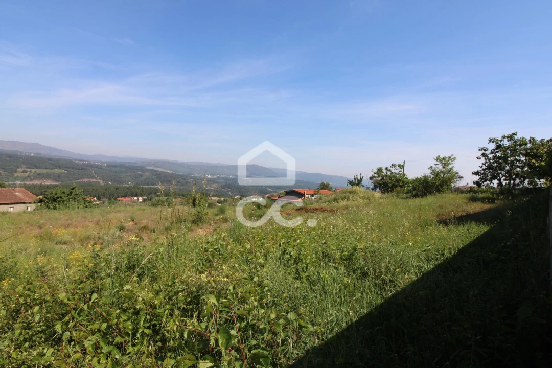 Terreno para Venda em Vilela do Tamega Foto 11