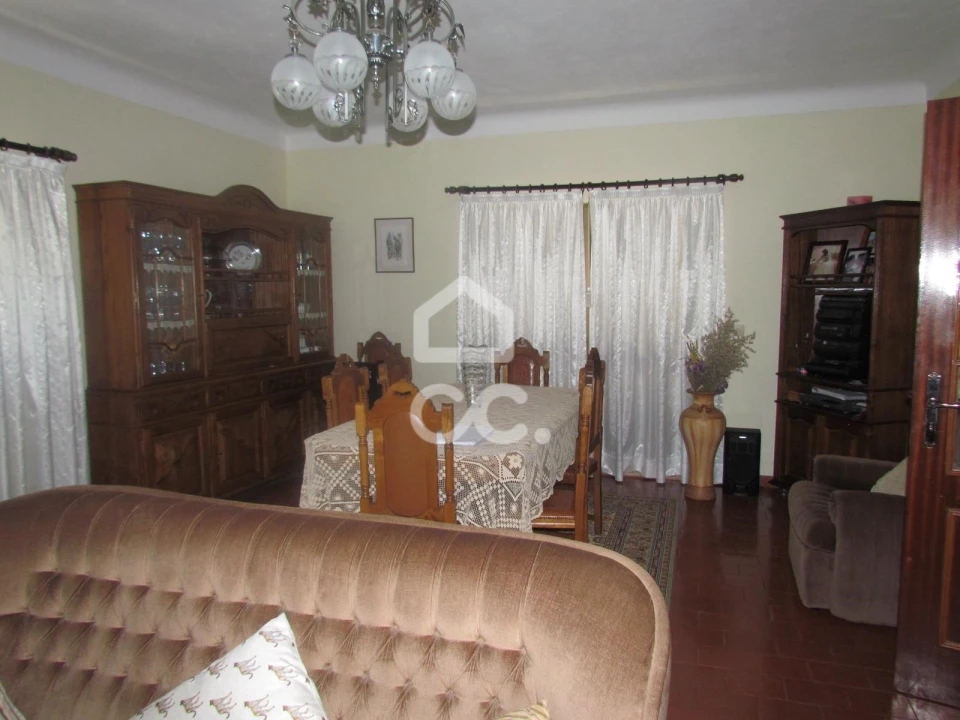 Moradia T4 para Venda em Redondelo Foto 9