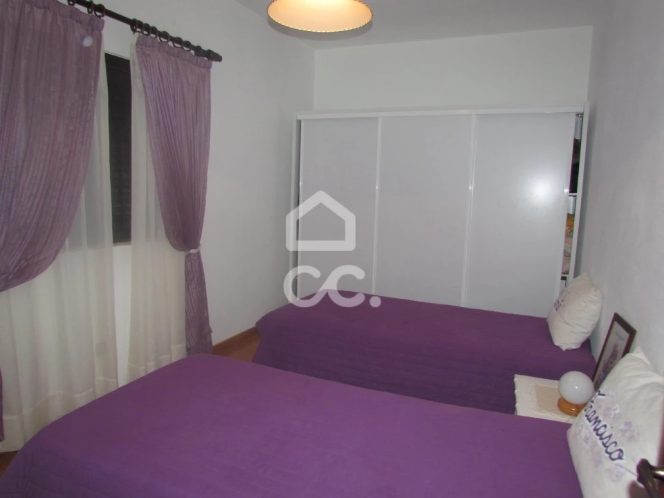 Moradia T4 para Venda em Redondelo Foto 12