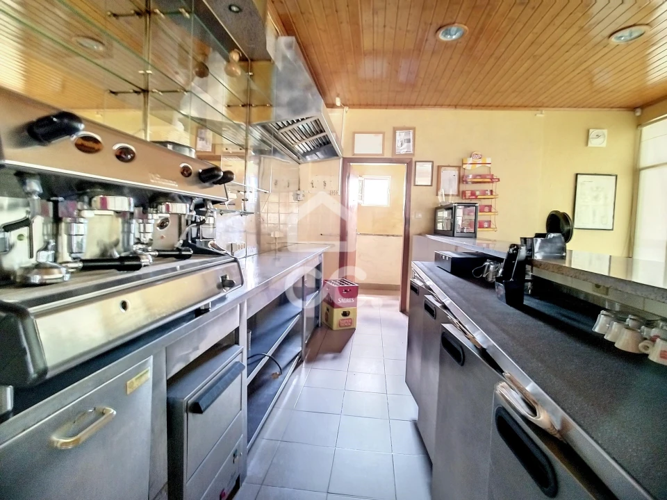 Negócio para Venda em Santa Maria Maior Foto 11