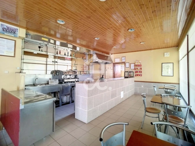 Negócio para Venda em Santa Maria Maior Foto 8