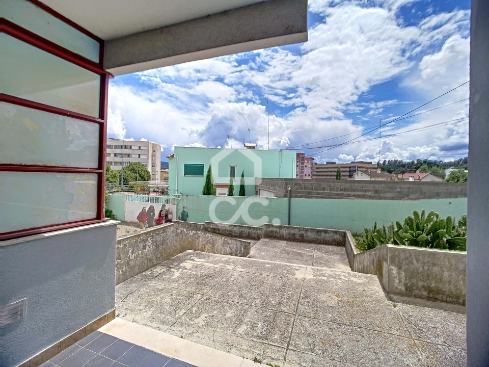 Negócio para Venda em Santa Maria Maior Foto 2