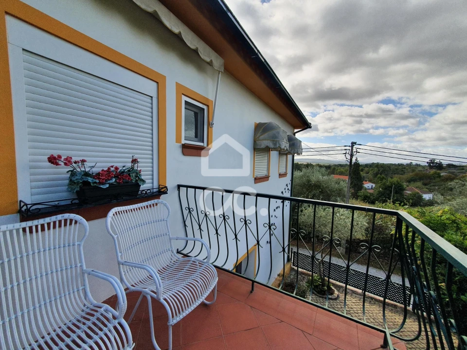 Quinta T4 para Venda em Santa Cruz/Trindade e Sanjurge Foto 12