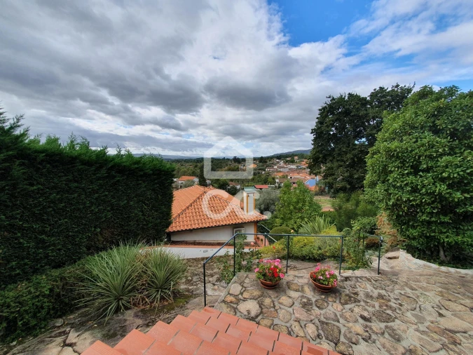 Quinta T4 para Venda em Santa Cruz/Trindade e Sanjurge Foto 14