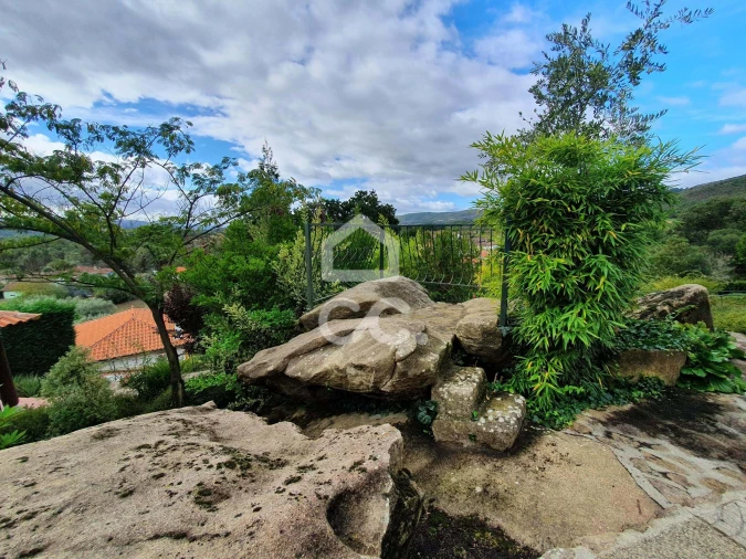 Quinta T4 para Venda em Santa Cruz/Trindade e Sanjurge Foto 7