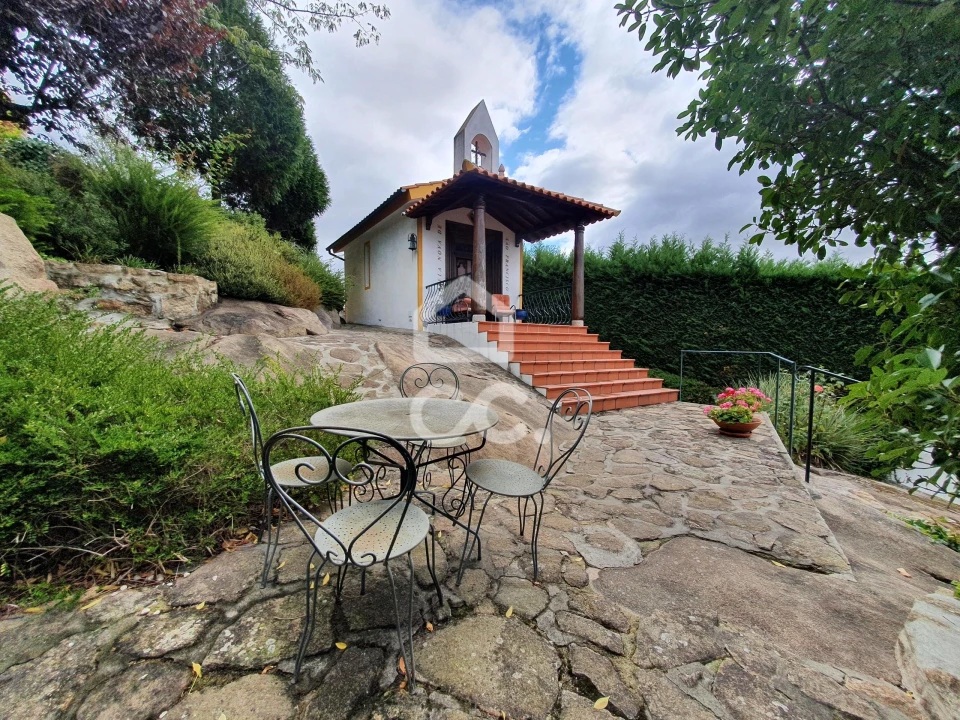 Quinta T4 para Venda em Santa Cruz/Trindade e Sanjurge Foto 13