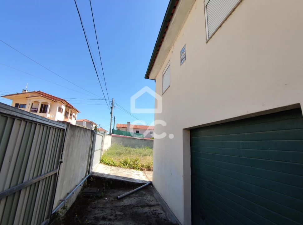 Moradia T6 para Venda em Santa Cruz/Trindade e Sanjurge Foto 6